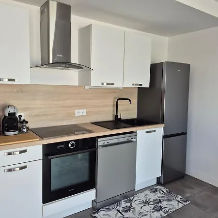 Denise's House, Coquette, Wi-fi, Terrasse, Box * 拉罗歇尔