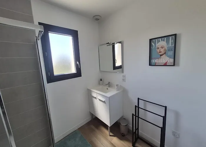 Denise's House, Coquette, Wi-fi, Terrasse, Box La Rochelle (Charente-Maritime)