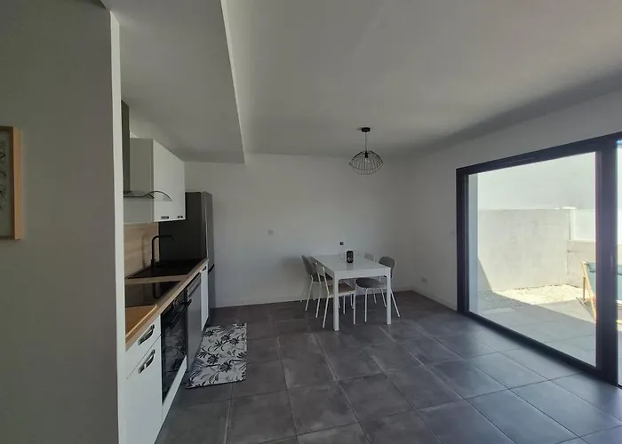 Casa de Férias Denise's House, Coquette, Wi-fi, Terrasse, Box *